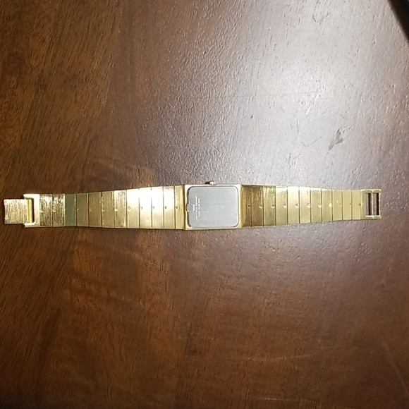 Watch - Picture 4 of 4